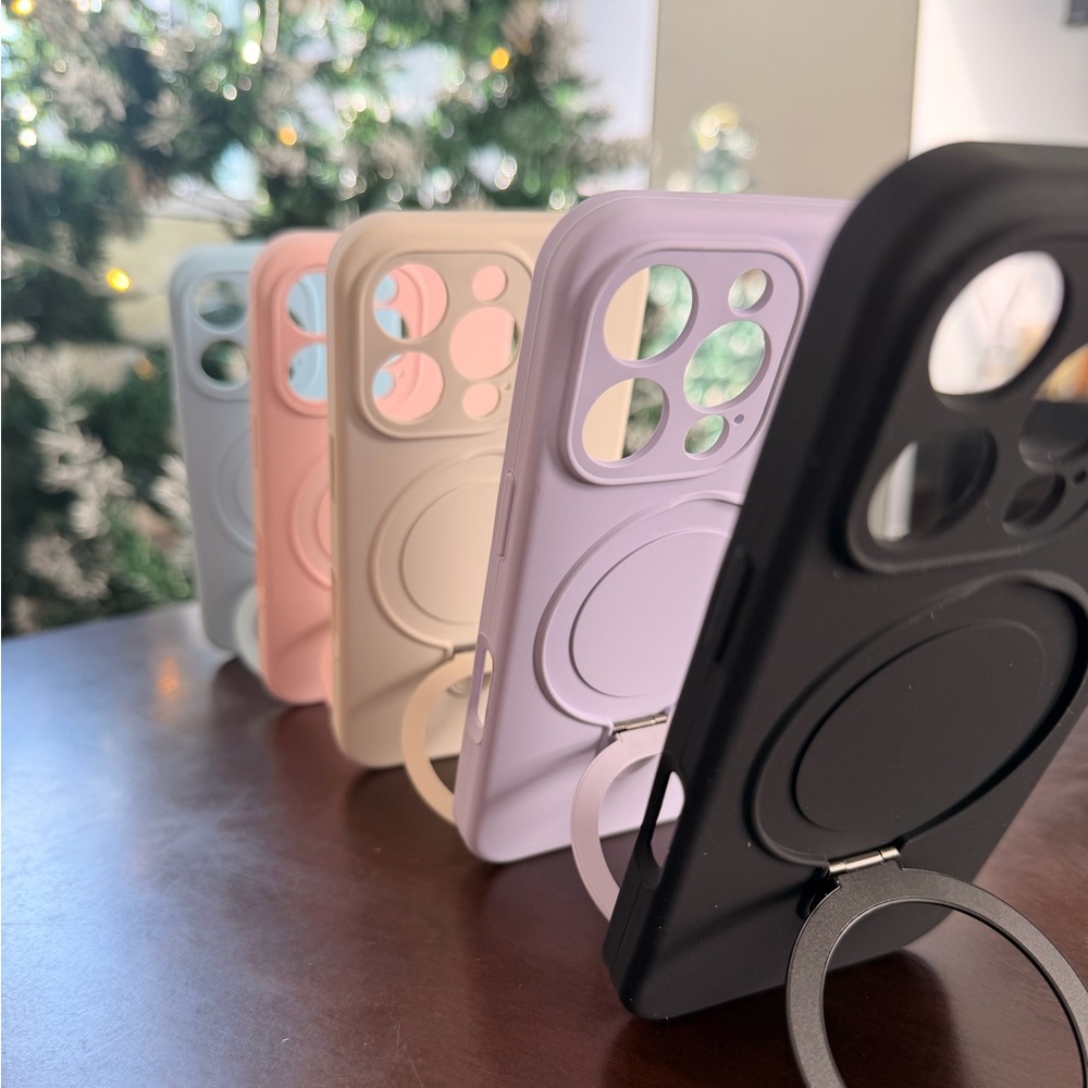iPhone 16 Pro Silicone phone case with Ring Stand